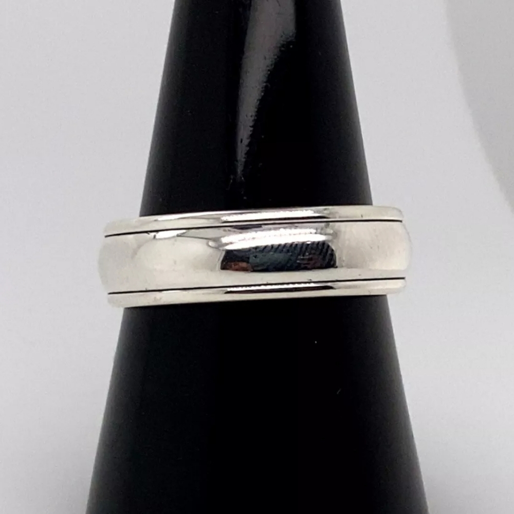 James Avery Sterling Silver Eternal Band Ring/ Unisex/ 2 Sizes